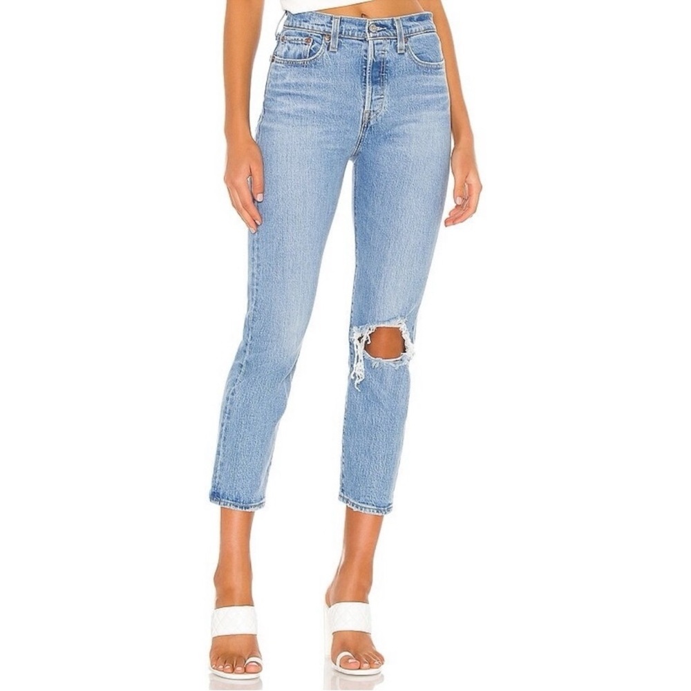LEVI’S Premium Denim Wedgie Straight Icon Fit Jeans in Light Wash - 29